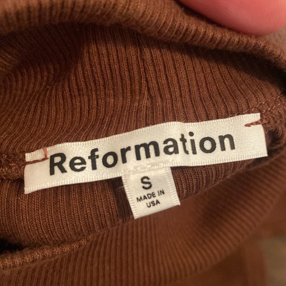 Reformation Brown Ribbed Mock Neck - Picture 3 of 3